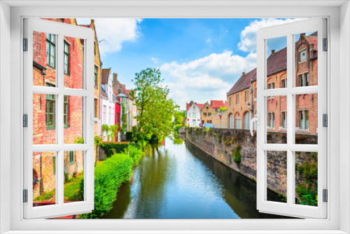 Fototapeta Naklejka Na Ścianę Okno 3D - Beautiful canal and traditional houses in the old town of Bruges (Brugge), Belgium