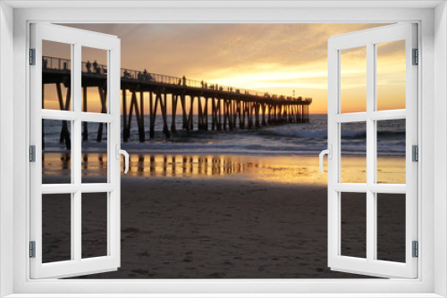 Fototapeta Naklejka Na Ścianę Okno 3D - sunset pier walk
