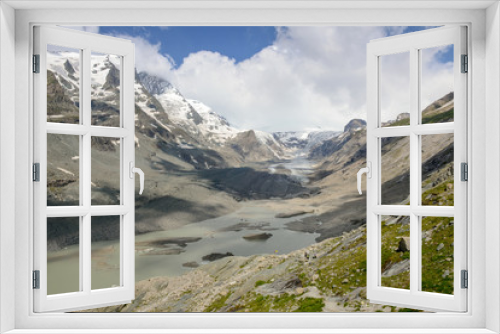 Fototapeta Naklejka Na Ścianę Okno 3D - Grossglockner, the highest mountain in Austria with the Pasterze glacier