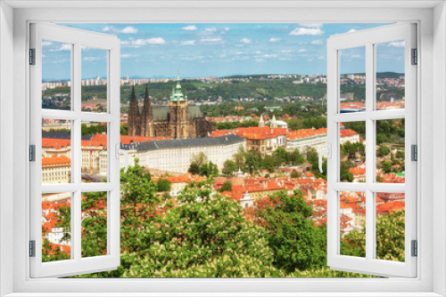 Fototapeta Naklejka Na Ścianę Okno 3D - Spring view to Prague Castle and St. Vitus Cathedral, historic heritage site in the heart of the city