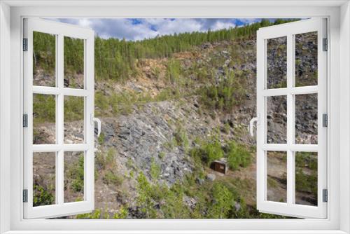 Fototapeta Naklejka Na Ścianę Okno 3D - Quartz and mica ore open pit quarry mining technology