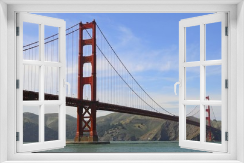 Fototapeta Naklejka Na Ścianę Okno 3D - Famous Landmark - Golden Gate Bridge and landscape in San Francisco, California, United States