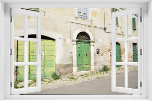 Fototapeta Naklejka Na Ścianę Okno 3D - Italy, old country, characteristic green gates