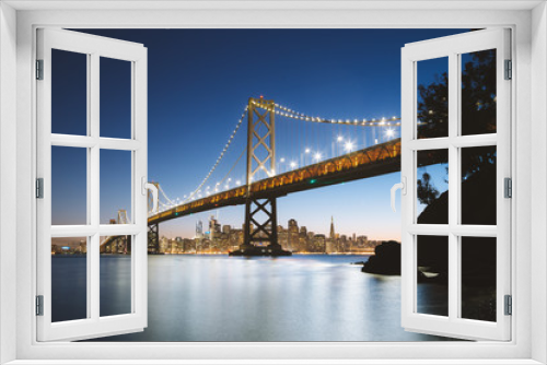 Fototapeta Naklejka Na Ścianę Okno 3D - San Francisco skyline with Bay Bridge at twilight, California, USA