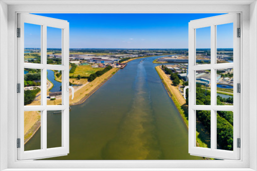Fototapeta Naklejka Na Ścianę Okno 3D - aerial view of River Rhine in an area of the Netherlands