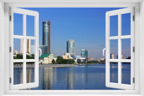Fototapeta Naklejka Na Ścianę Okno 3D - View of the city of Yekaterinburg