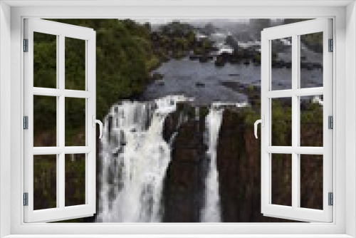 Fototapeta Naklejka Na Ścianę Okno 3D - Cataratas do Iguaçu no Brasil. queda d'água de cachoeira. 