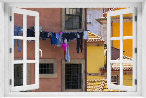 Fototapeta Naklejka Na Ścianę Okno 3D - uliczki w Porto-wakacje