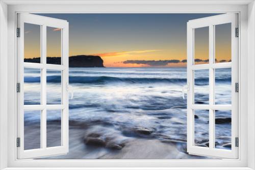 Fototapeta Naklejka Na Ścianę Okno 3D - Catching a Sunrise Seascape