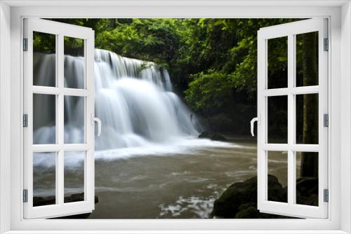 Fototapeta Naklejka Na Ścianę Okno 3D - huai mae khamin waterfall kanchanaburi