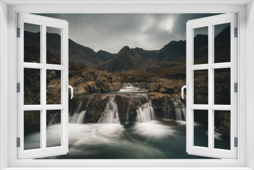 Fototapeta Naklejka Na Ścianę Okno 3D - cotland Fairy Pools waterfall