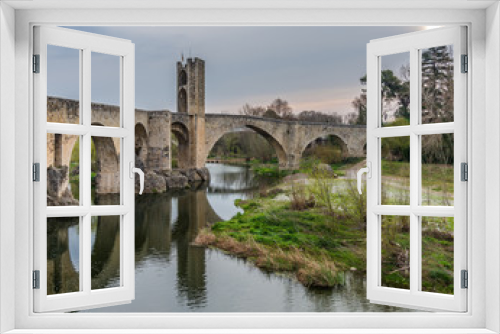 Fototapeta Naklejka Na Ścianę Okno 3D - The Medieval bridge of the Besalu (Catalonia, Spain)