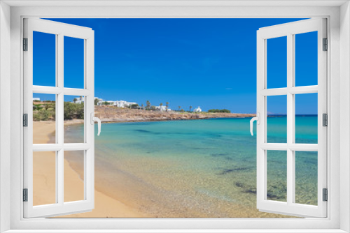 Fototapeta Naklejka Na Ścianę Okno 3D - Sandy beach with amazing tranquil water on Paros island, Cyclades, Greece.