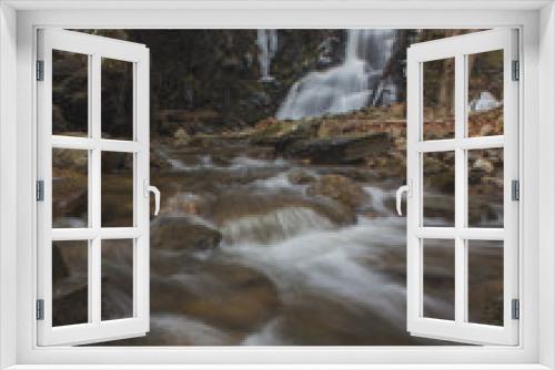 Fototapeta Naklejka Na Ścianę Okno 3D - Swatara Falls