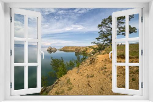 Fototapeta Naklejka Na Ścianę Okno 3D - View of the shaman rock on lake Baikal.