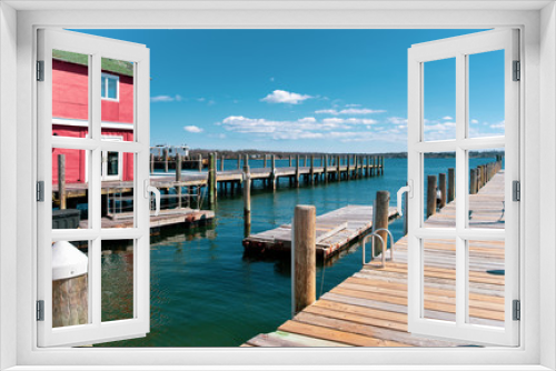 Fototapeta Naklejka Na Ścianę Okno 3D - House and Wooden dock or pier by the lake with sky and cloud in 