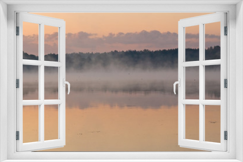 Fototapeta Naklejka Na Ścianę Okno 3D - Sunrise over lake