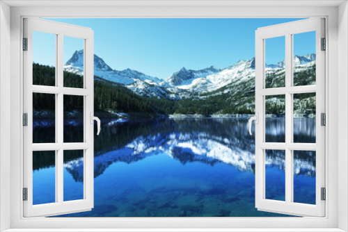 Fototapeta Naklejka Na Ścianę Okno 3D - Mountain lake