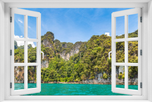 Fototapeta Naklejka Na Ścianę Okno 3D - Cheow Lan lake in Thailand