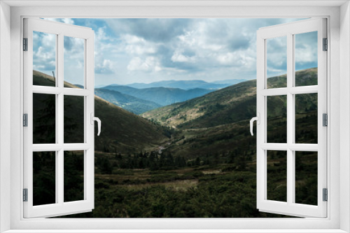 Fototapeta Naklejka Na Ścianę Okno 3D - Beautiful landscapes of the Carpathian Mountains