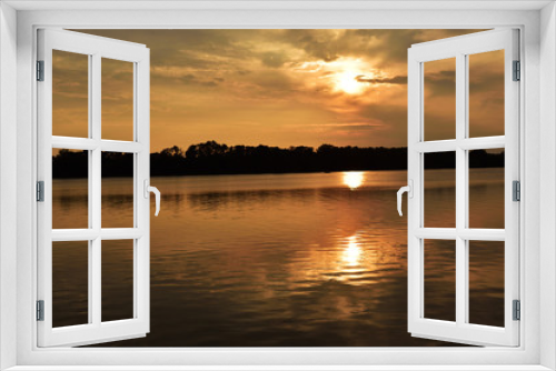Fototapeta Naklejka Na Ścianę Okno 3D - piękny zachód słońca na mazurskim jeziorem