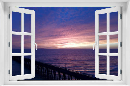 Fototapeta Naklejka Na Ścianę Okno 3D - Beach Pier Sunset Aerial