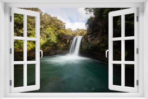 Fototapeta Naklejka Na Ścianę Okno 3D - Tawhai Falls in Tongariro National Park New Zealand 2