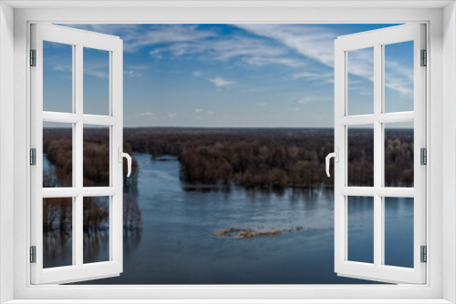 Fototapeta Naklejka Na Ścianę Okno 3D - April 2018. Spring flood on the Voronezh river. Panoramic views of the river.