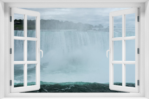 Fototapeta Naklejka Na Ścianę Okno 3D - From one side of Niagara to the other