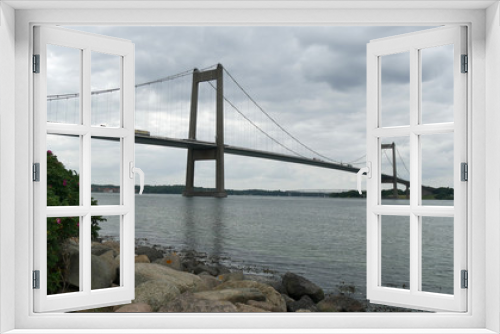 Fototapeta Naklejka Na Ścianę Okno 3D - Ponte Storeb Ltsbroen