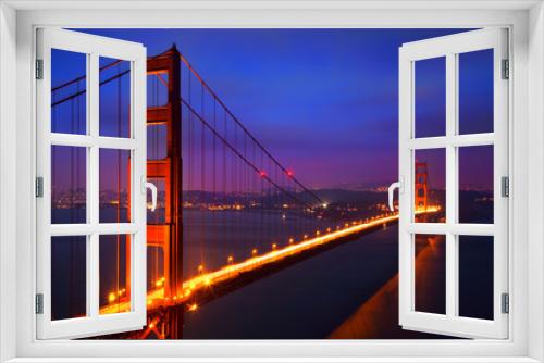 Fototapeta Naklejka Na Ścianę Okno 3D - Illuminated Golden Gate Bridge at dusk, San Francisco