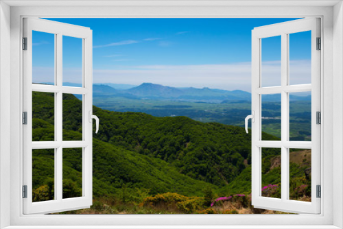 Fototapeta Naklejka Na Ścianę Okno 3D - Oita Mountain Landscape with Blue Sky