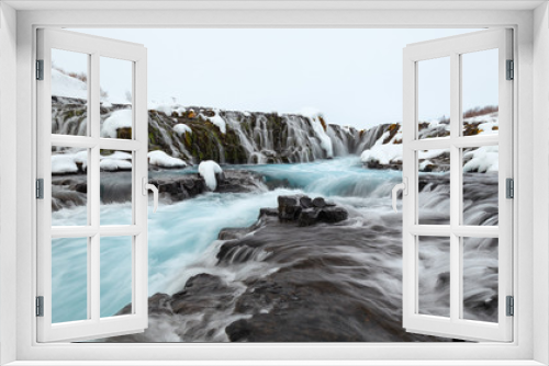 Fototapeta Naklejka Na Ścianę Okno 3D - Bruarfoss waterfall in a cold winter morning in Iceland
