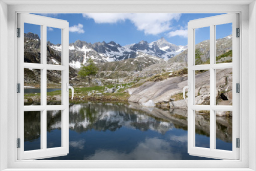 Fototapeta Naklejka Na Ścianę Okno 3D - Cornisello lake, Dolomites