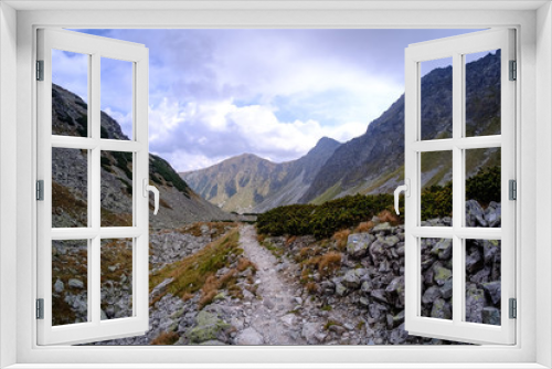 Fototapeta Naklejka Na Ścianę Okno 3D - hiking trail in tatra mountains in Slovakia