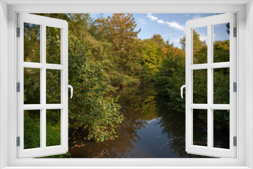 Fototapeta Naklejka Na Ścianę Okno 3D - Wasser Herbst
