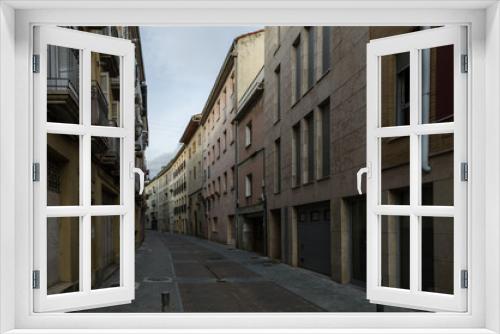 Fototapeta Naklejka Na Ścianę Okno 3D - Villava, España, 21/09/2018 : View of the streets of Villava