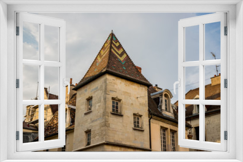 Fototapeta Naklejka Na Ścianę Okno 3D - Dans les rues de Dijon
