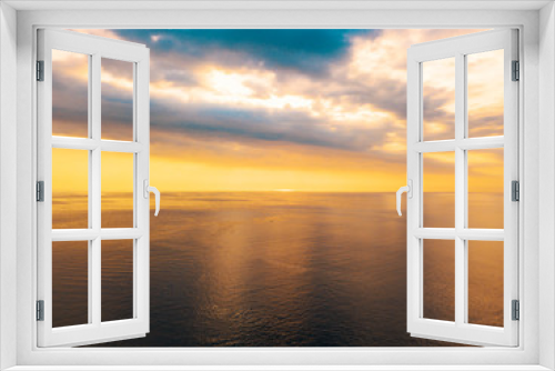 Fototapeta Naklejka Na Ścianę Okno 3D - Ocean and Sky