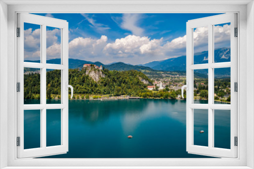 Fototapeta Naklejka Na Ścianę Okno 3D - Slovenia - resort Lake Bled.