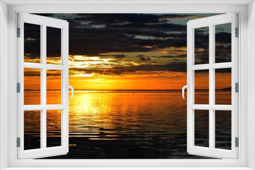 Fototapeta Naklejka Na Ścianę Okno 3D - Coucher du soleil sur le lagon et océan pacifique