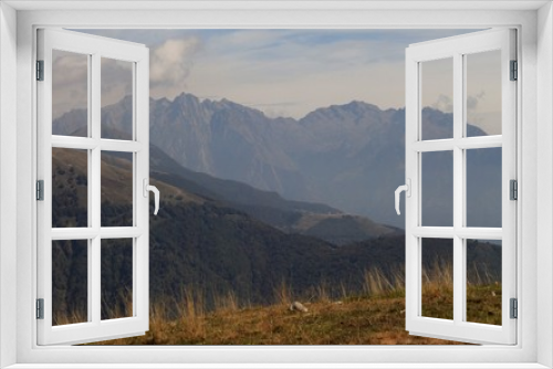 Fototapeta Naklejka Na Ścianę Okno 3D - Alpine Welt / Blick vom Monte la Motta zur Bernina-Gruppe mit Sasso Manduino