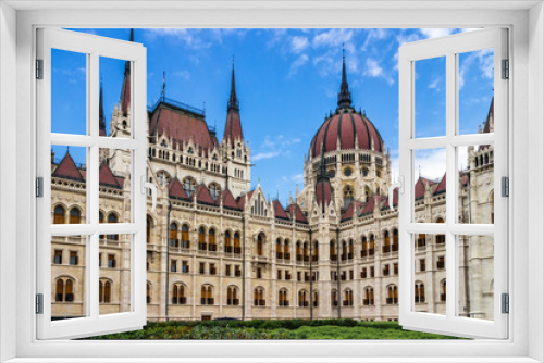 Fototapeta Naklejka Na Ścianę Okno 3D - Facade of parliament building in Budapest city,Hungary