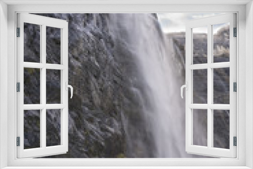 Fototapeta Naklejka Na Ścianę Okno 3D - Cascada de Gavarnie. Mas alta Europa