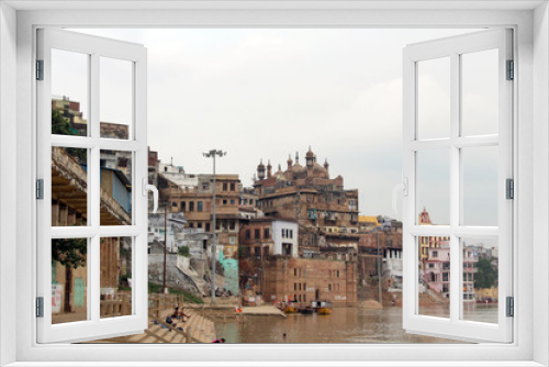 Fototapeta Naklejka Na Ścianę Okno 3D - Translation: The scenery of Varanasi's ghats by the Ganges