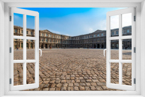 Fototapeta Naklejka Na Ścianę Okno 3D - The Cour Carrée is one of the main courtyards of the Louvre Palace in Paris, France