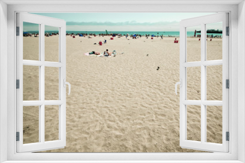 Fototapeta Naklejka Na Ścianę Okno 3D - Sandy beach in Santa Cruz California on a summer day