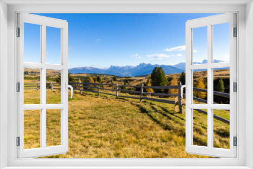 Fototapeta Naklejka Na Ścianę Okno 3D - Alpe di Villandro panorama