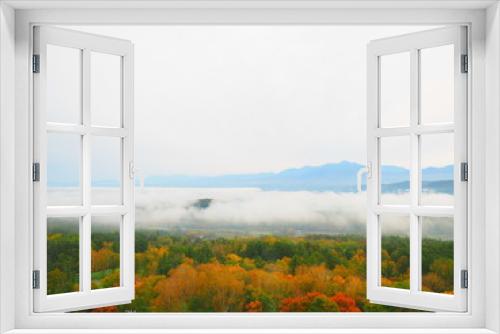 Fototapeta Naklejka Na Ścianę Okno 3D - 秋の富良野 雲海の風景