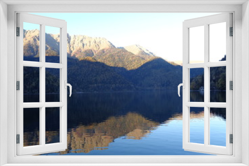 Fototapeta Naklejka Na Ścianę Okno 3D - lake Ritza in mountains